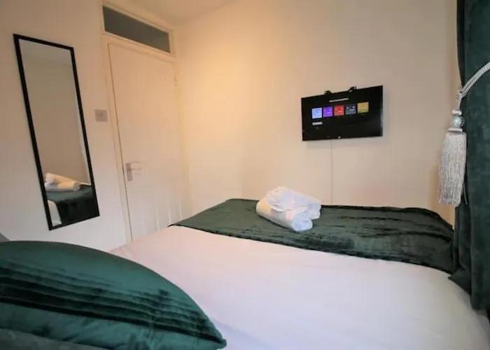 Ty Glas Mews By Property Promise