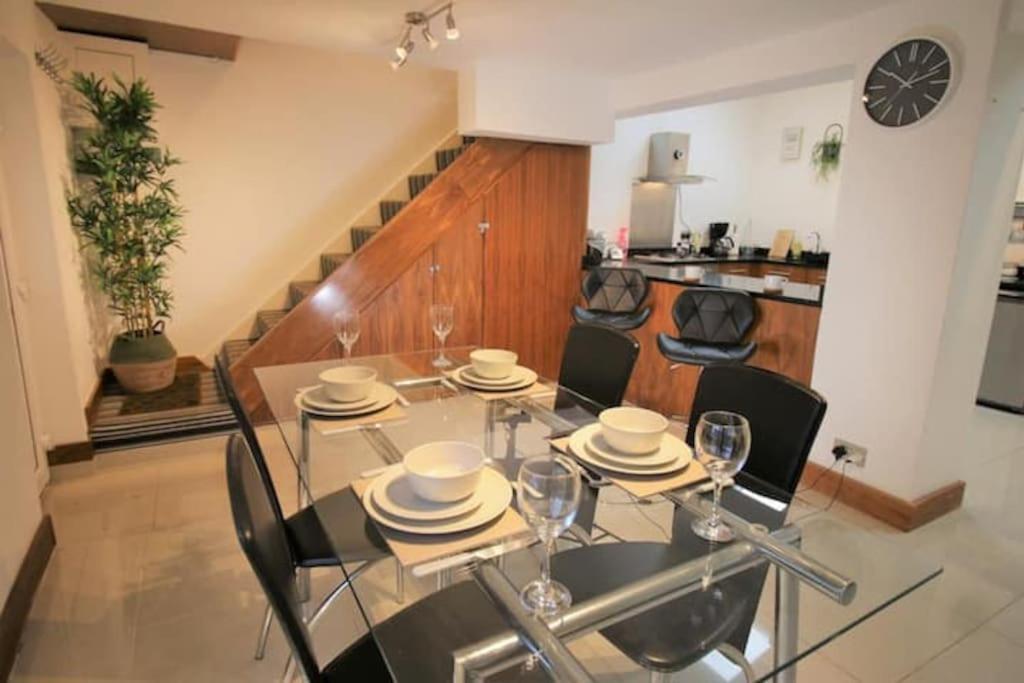 Apartment Ty Glas Mews By Promise